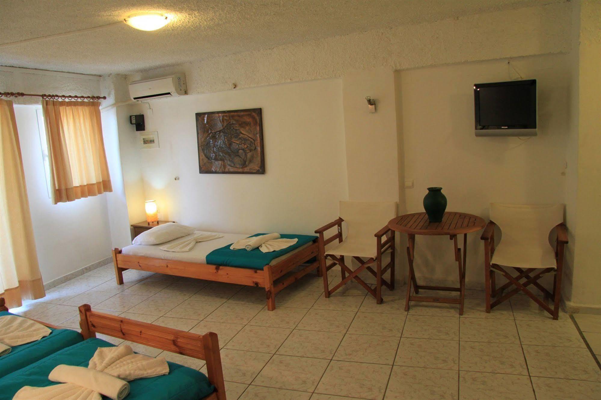 Katerina Rooms For Rent Chania  Ngoại thất bức ảnh